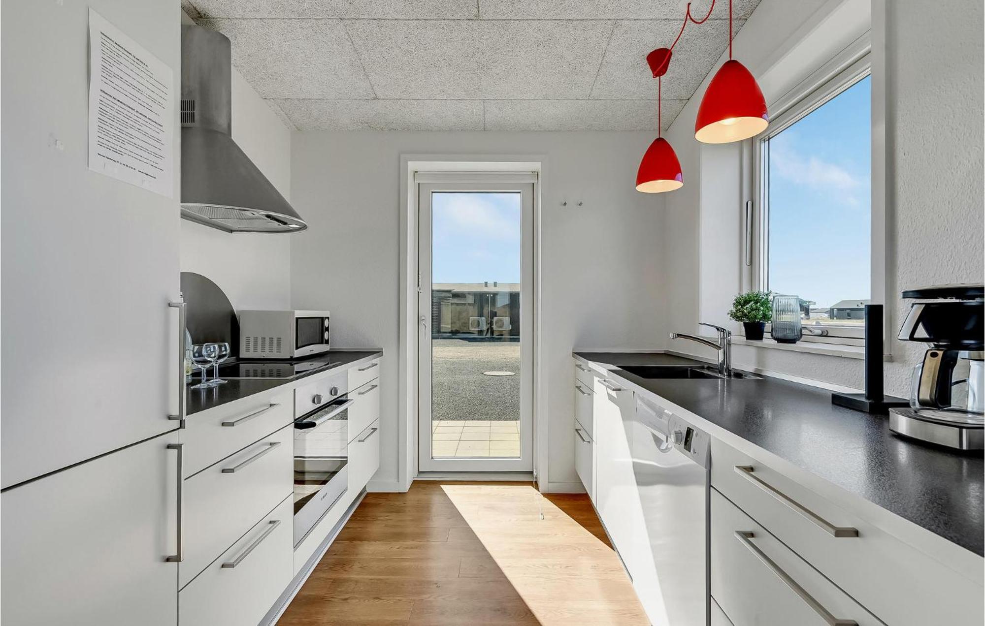 3 Bedroom Lovely Home In Ringkobing Sondervig Exterior photo